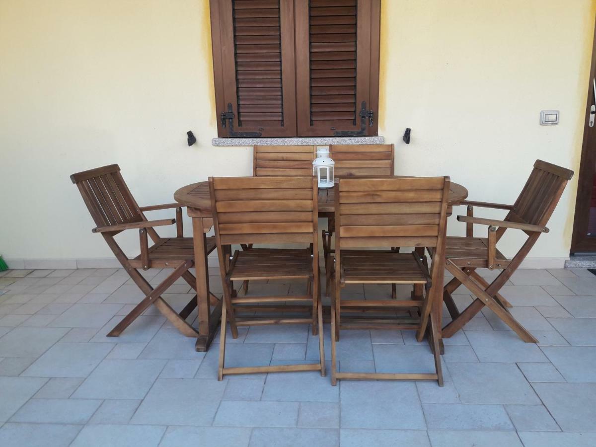 Lucrezia Apartment Valledoria  Ngoại thất bức ảnh