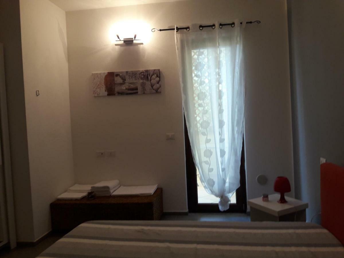 Lucrezia Apartment Valledoria  Ngoại thất bức ảnh