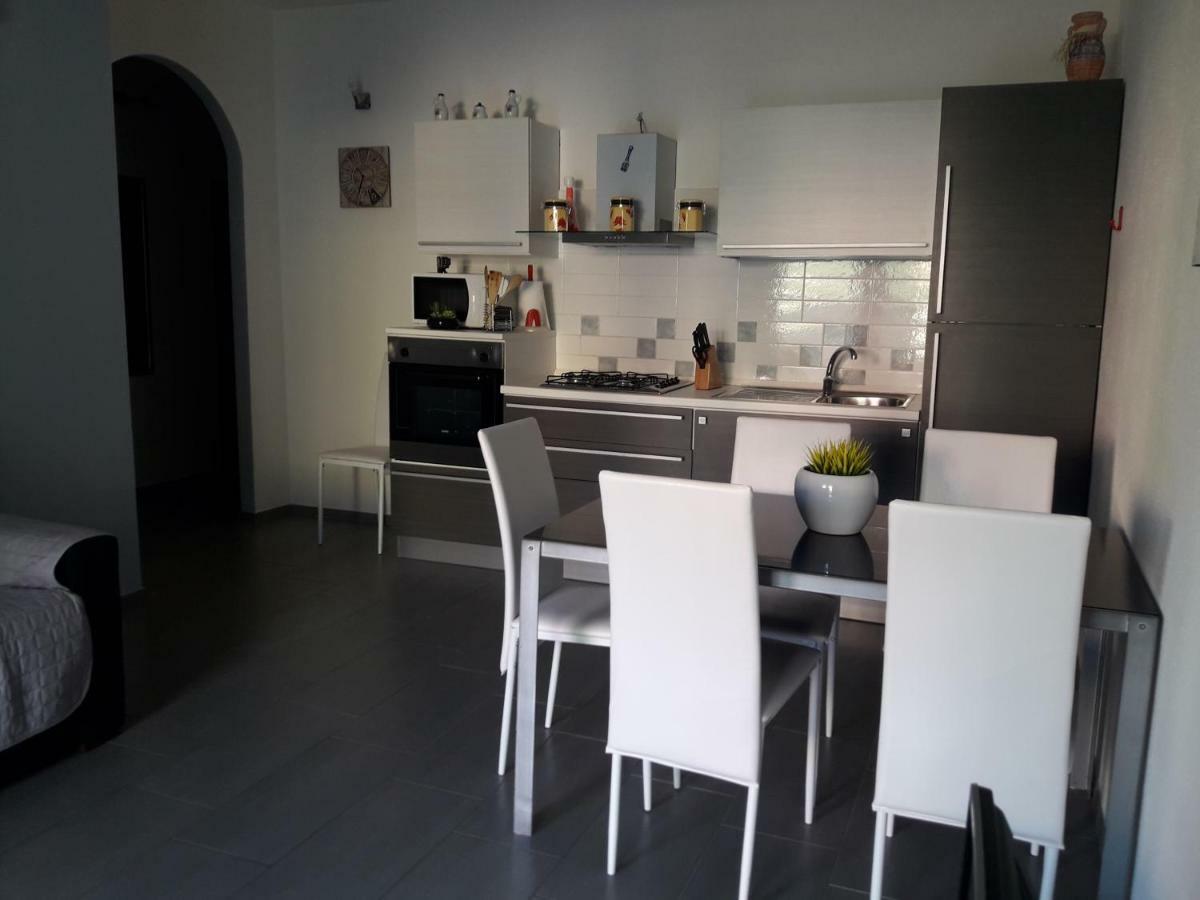 Lucrezia Apartment Valledoria  Ngoại thất bức ảnh