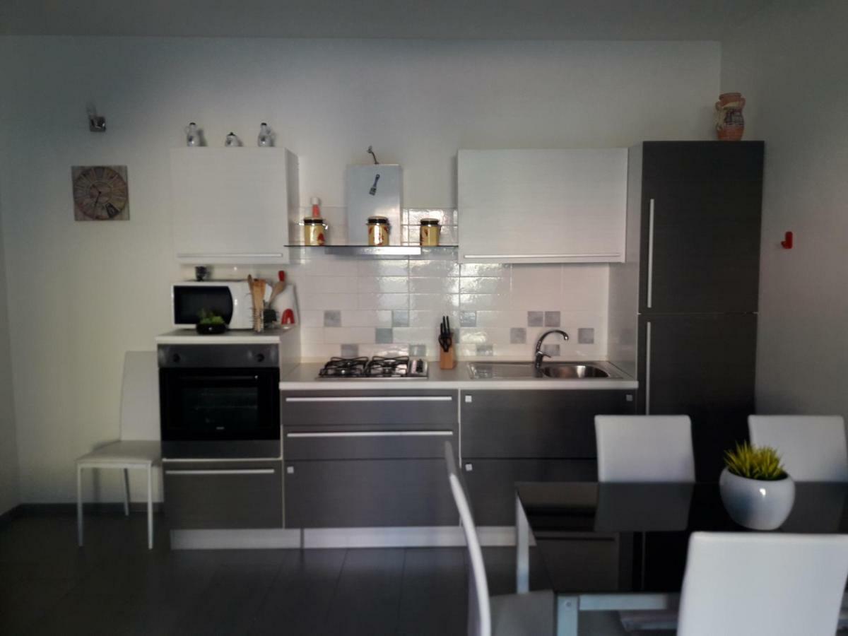Lucrezia Apartment Valledoria  Ngoại thất bức ảnh